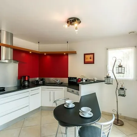 Вилла Havre De Paix Avec Piscine Pour 6 Personnes Порнише